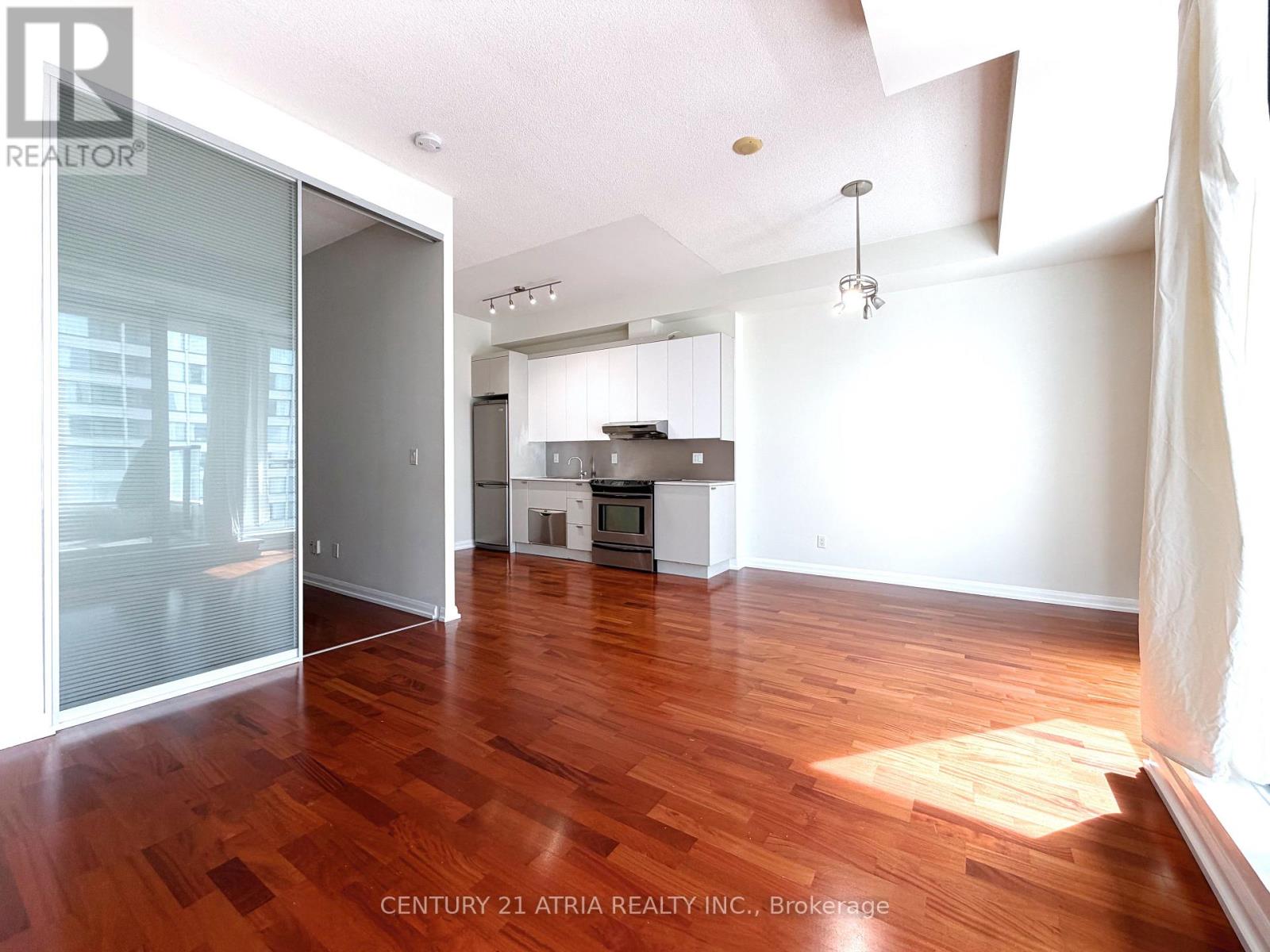 1820 - 111 Elizabeth Street, Toronto, Ontario  M5G 1P7 - Photo 15 - C13801144
