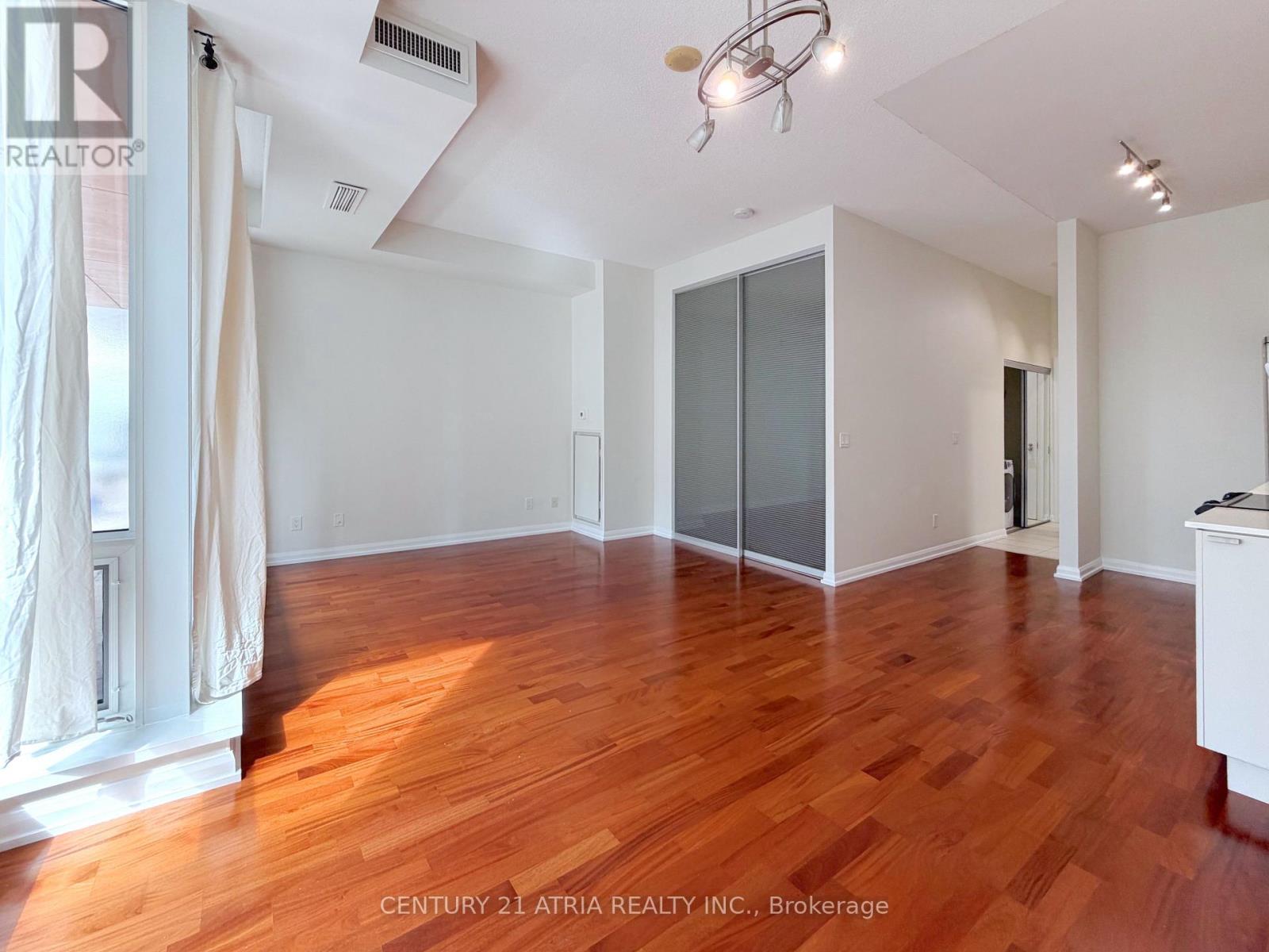 1820 - 111 Elizabeth Street, Toronto, Ontario  M5G 1P7 - Photo 28 - C13801144