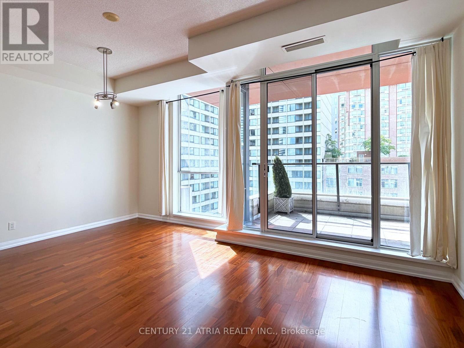 1820 - 111 Elizabeth Street, Toronto, Ontario  M5G 1P7 - Photo 31 - C13801144