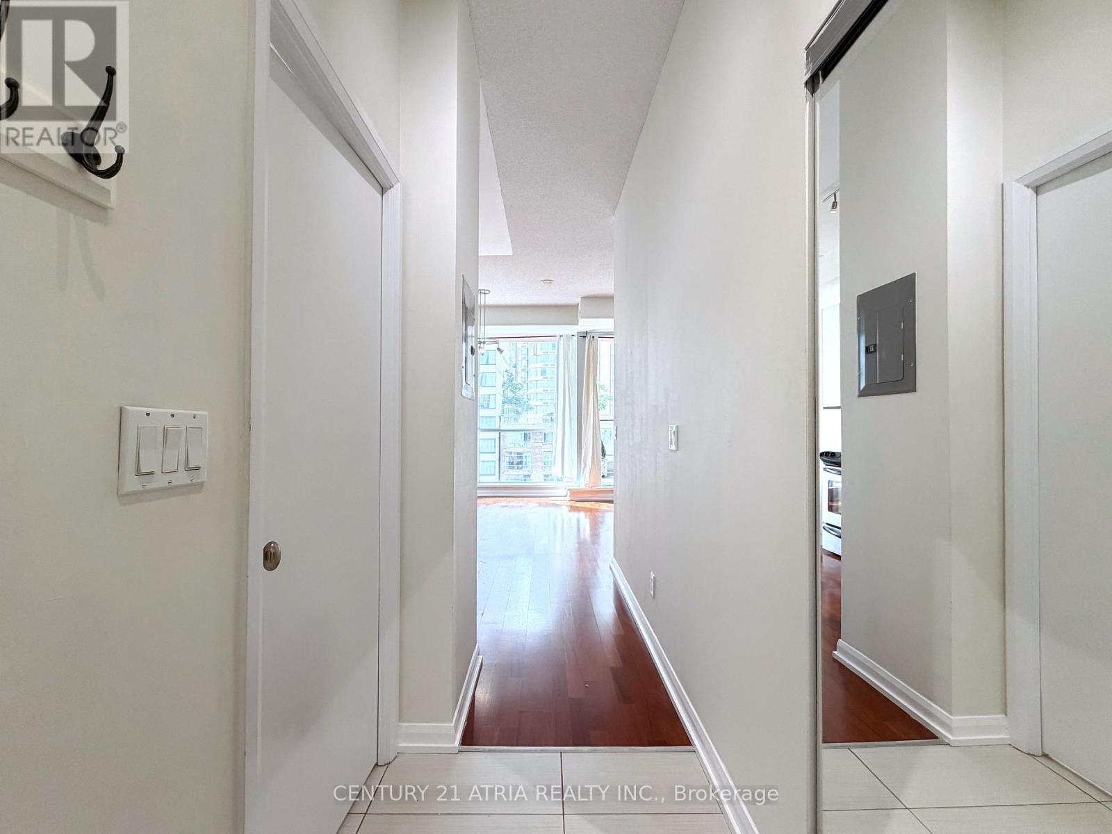 1820 - 111 Elizabeth Street, Toronto, Ontario  M5G 1P7 - Photo 9 - C13801144