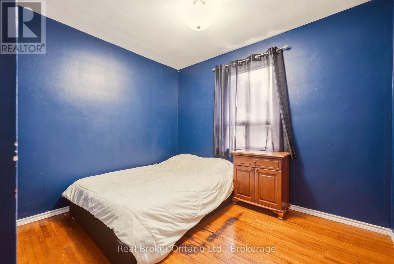 354 East 37th Street, Hamilton, Ontario  L8V 4B6 - Photo 12 - X13801070