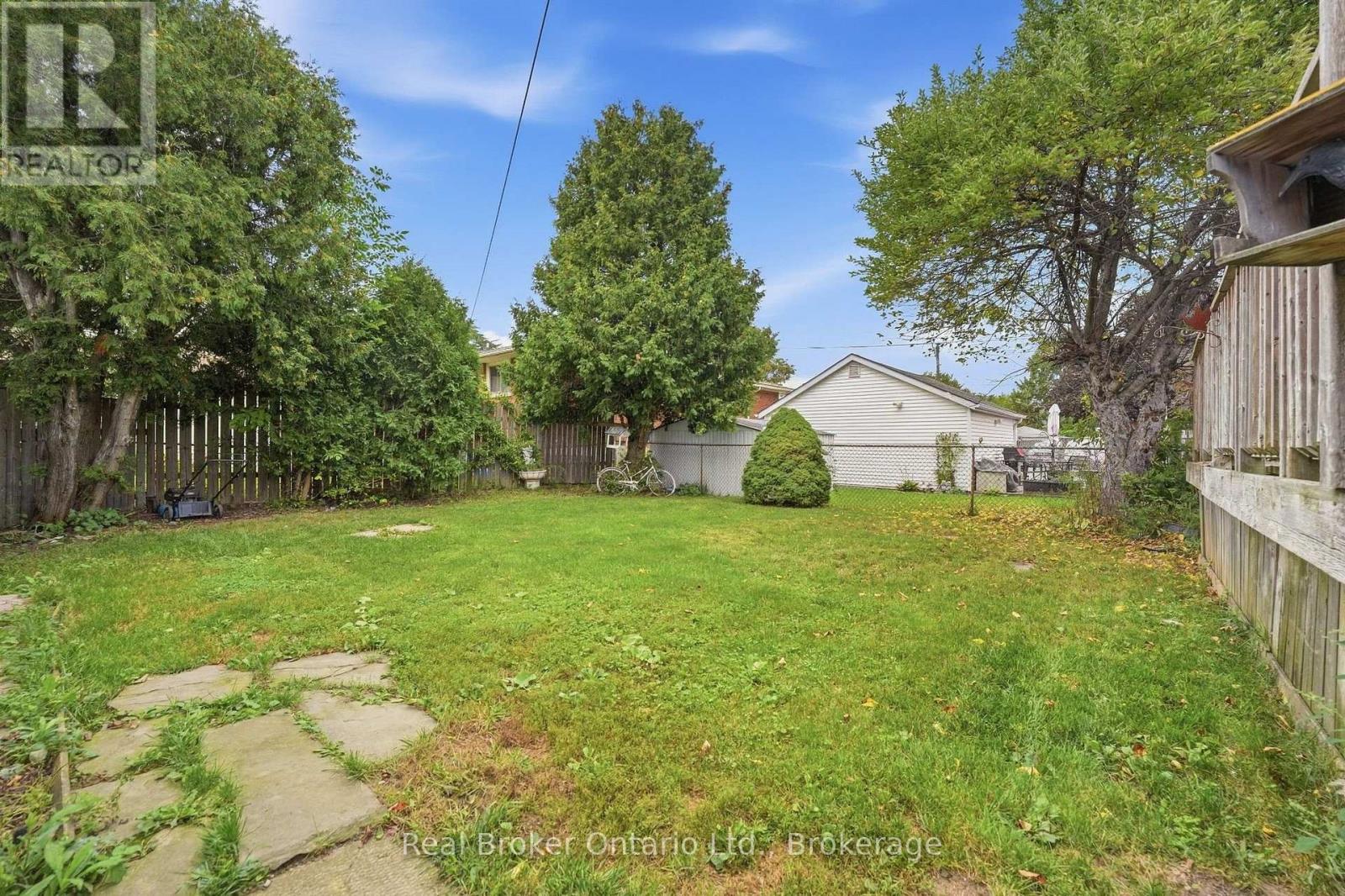 354 East 37th Street, Hamilton, Ontario  L8V 4B6 - Photo 26 - X13801070