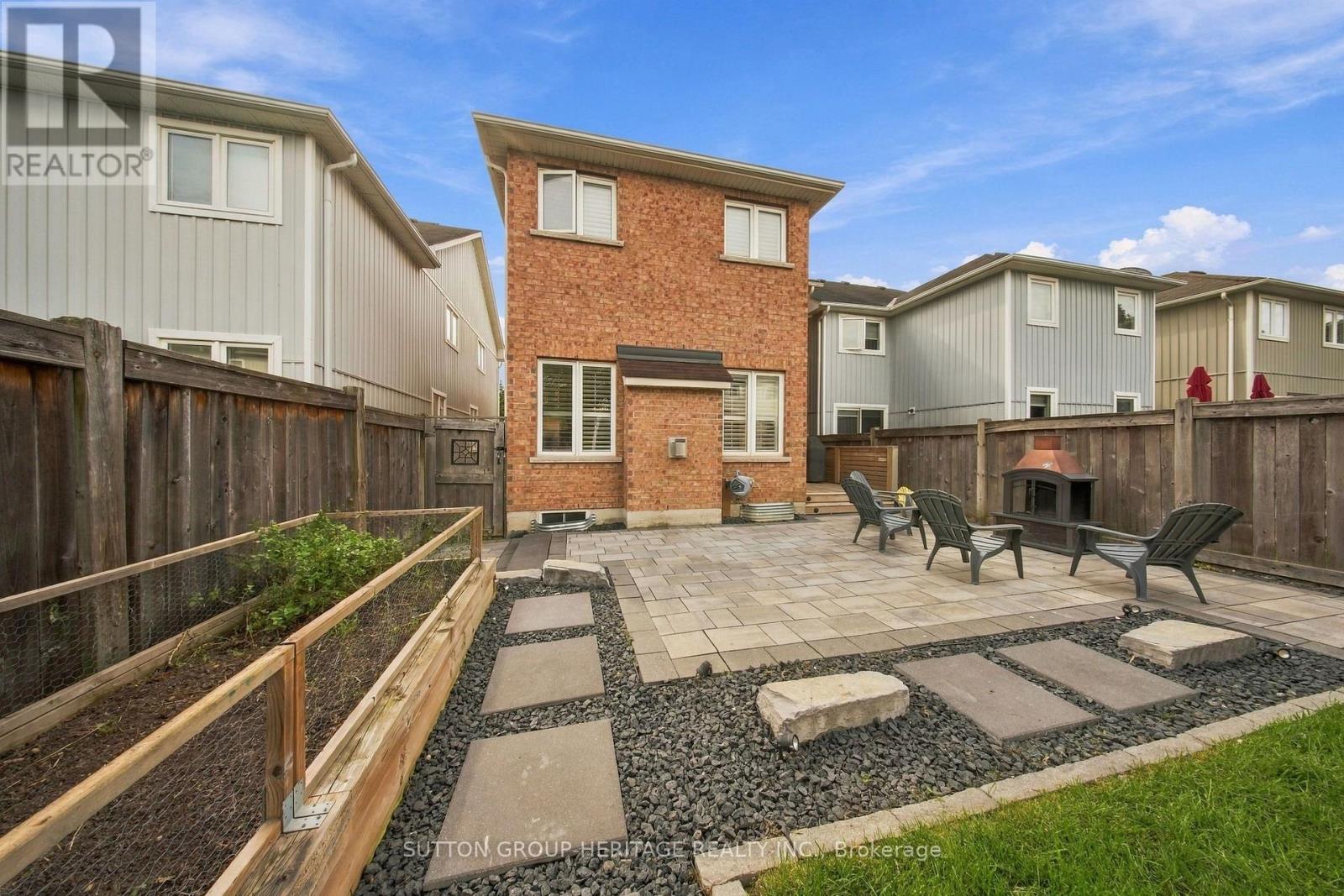 36 Mildenhall Place, Whitby, Ontario  L1M 0E4 - Photo 35 - E13801020