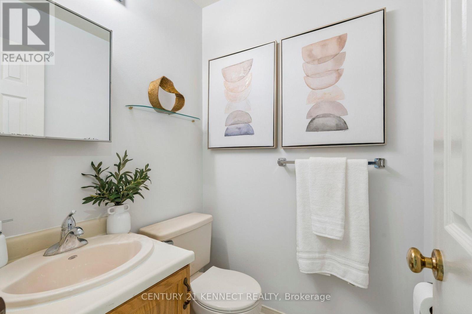 38 Rosemount Avenue, Markham, Ontario  L3T 6S7 - Photo 10 - N13801024