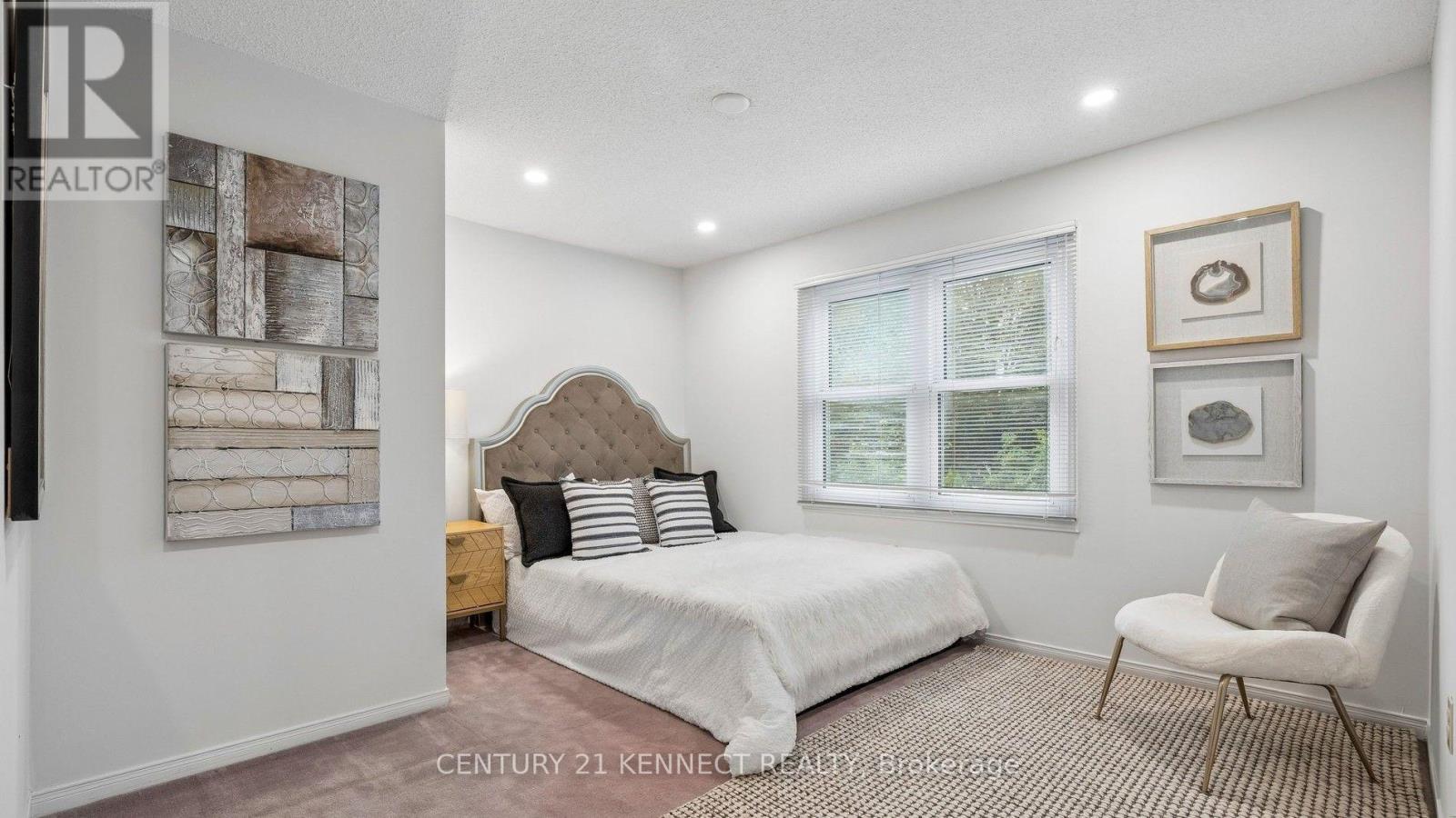 38 Rosemount Avenue, Markham, Ontario  L3T 6S7 - Photo 19 - N13801024