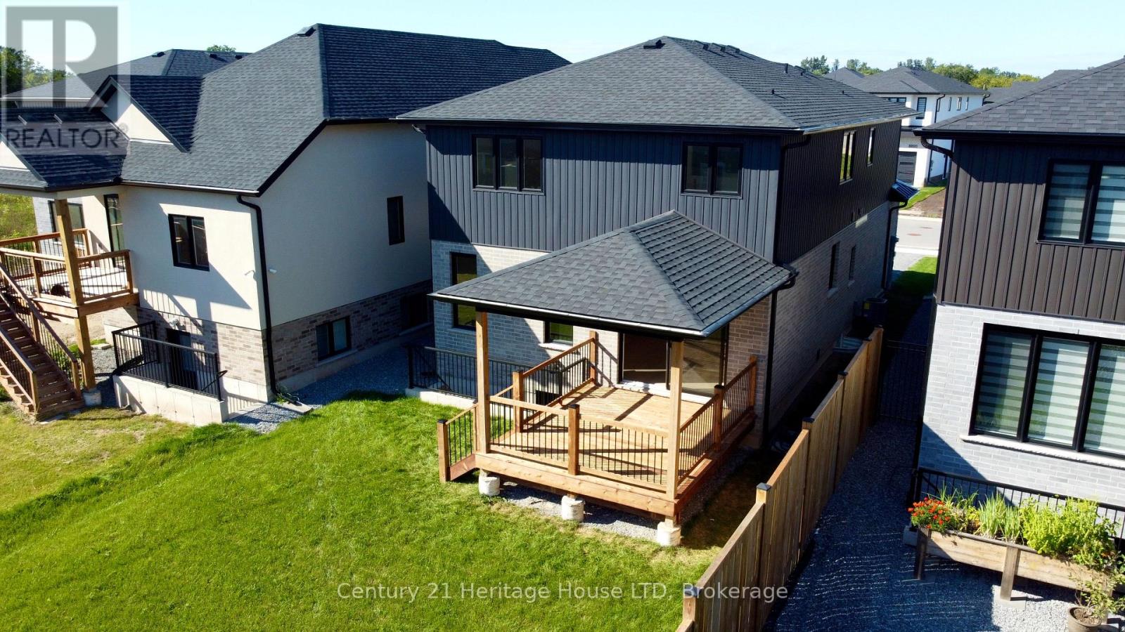 8890 Angie Drive, Niagara Falls, Ontario  L2H 3W8 - Photo 10 - X13801004