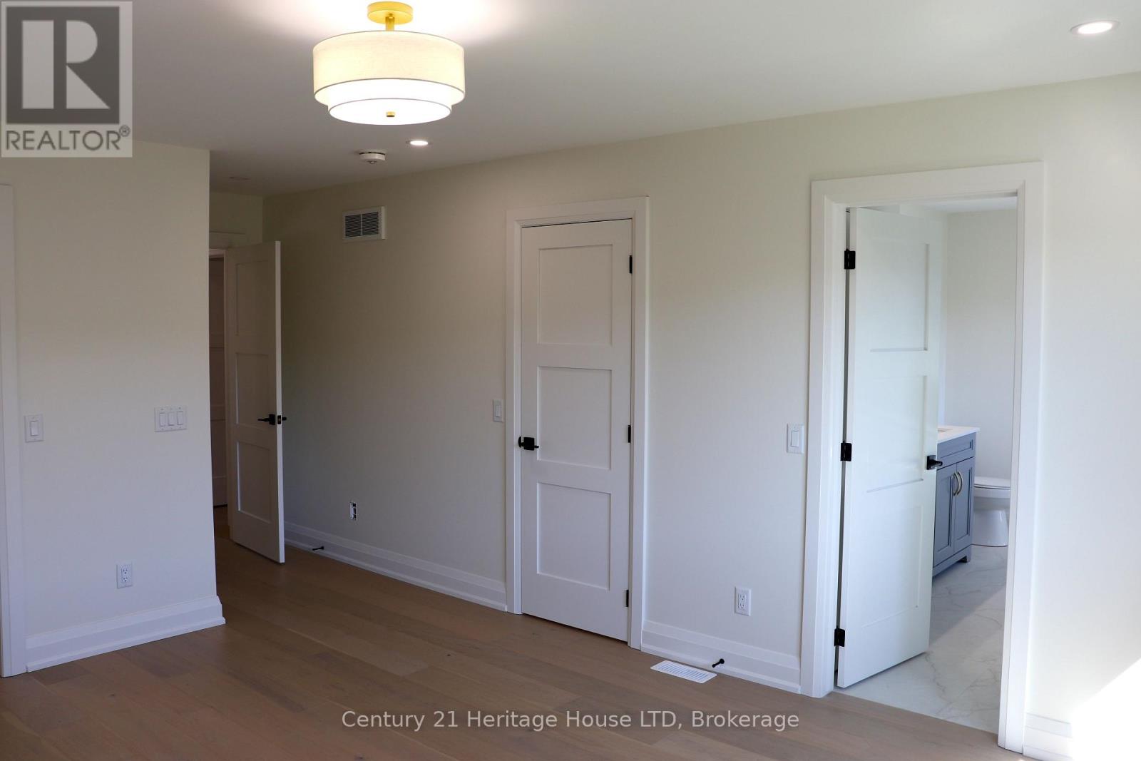 8890 Angie Drive, Niagara Falls, Ontario  L2H 3W8 - Photo 28 - X13801004