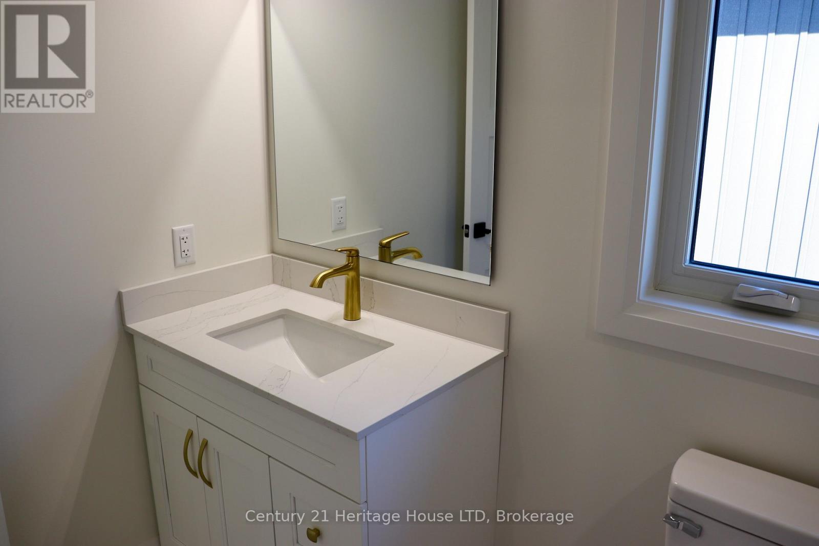 8890 Angie Drive, Niagara Falls, Ontario  L2H 3W8 - Photo 34 - X13801004