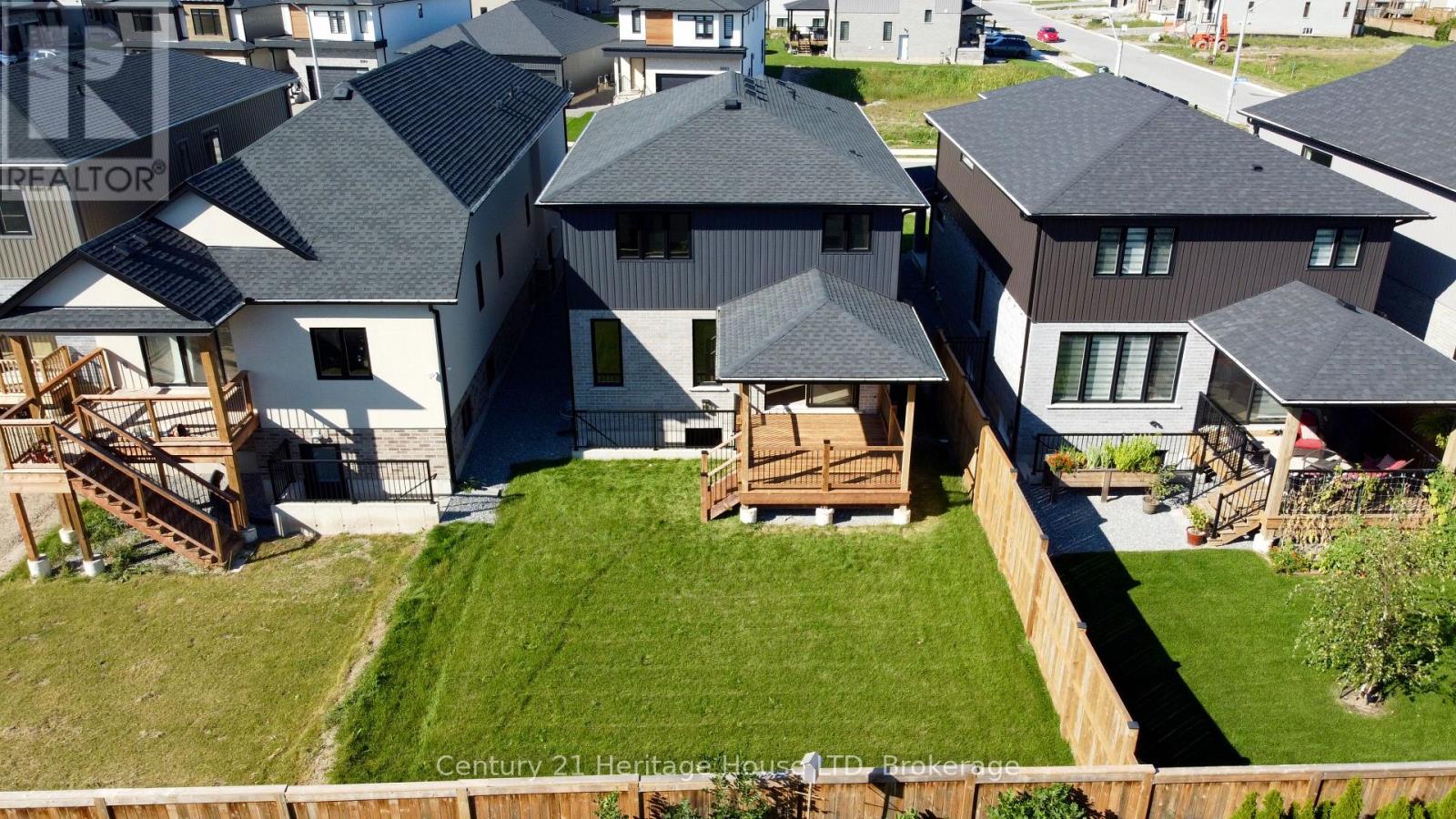 8890 Angie Drive, Niagara Falls, Ontario  L2H 3W8 - Photo 9 - X13801004