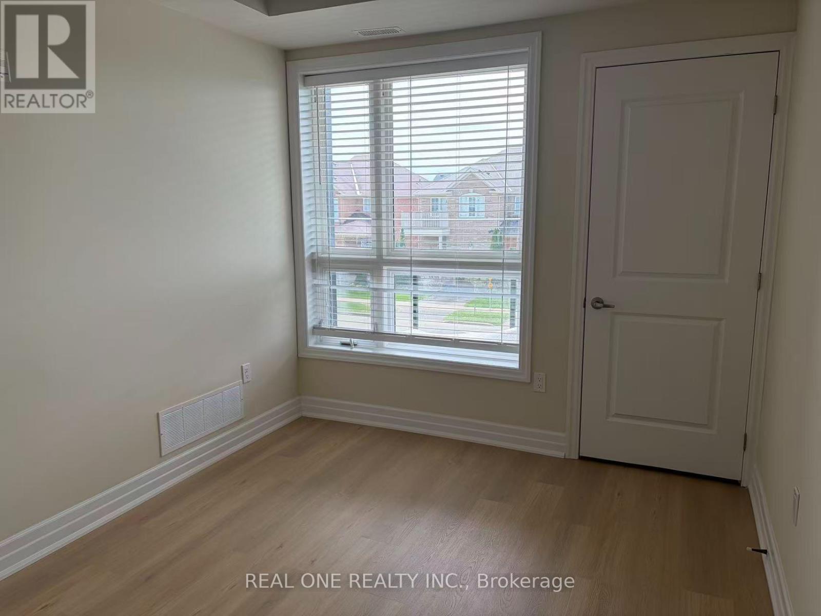 210 - 650 Sauve Street, Milton (Be Beaty), Ontario  L9T 9A8 - Photo 5 - W13801014