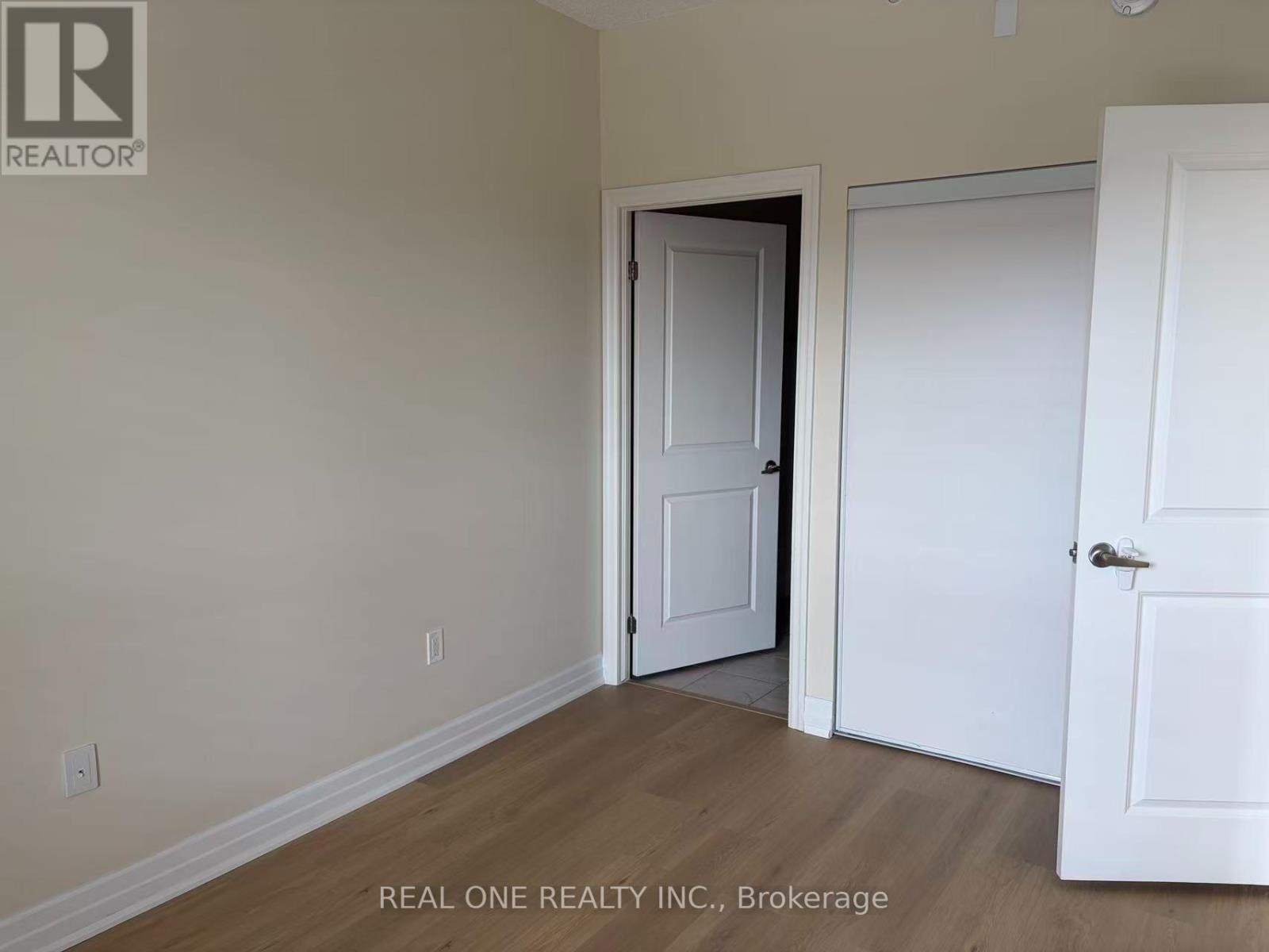 210 - 650 Sauve Street, Milton (Be Beaty), Ontario  L9T 9A8 - Photo 7 - W13801014