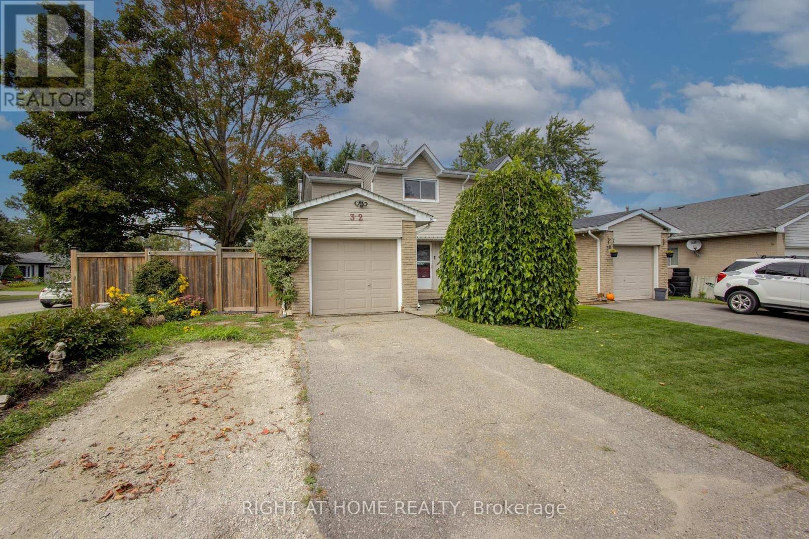 32 FELTRE AVENUE, Orangeville, Ontario