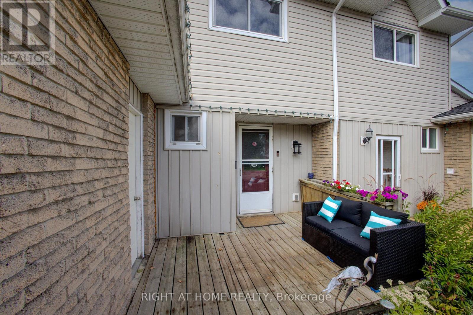 32 Feltre Avenue, Orangeville, Ontario  L9W 3P1 - Photo 2 - W13801050