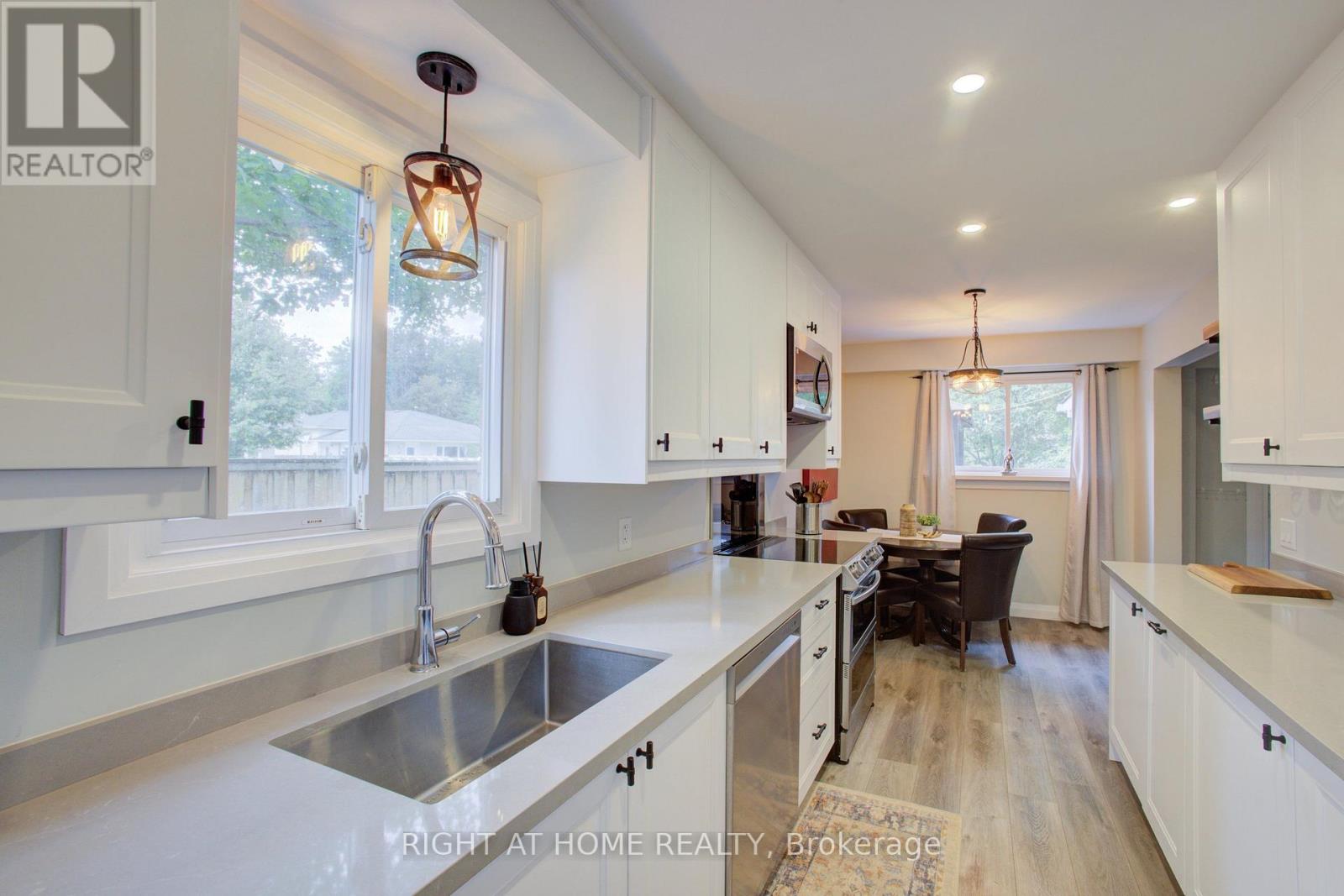 32 Feltre Avenue, Orangeville, Ontario  L9W 3P1 - Photo 6 - W13801050