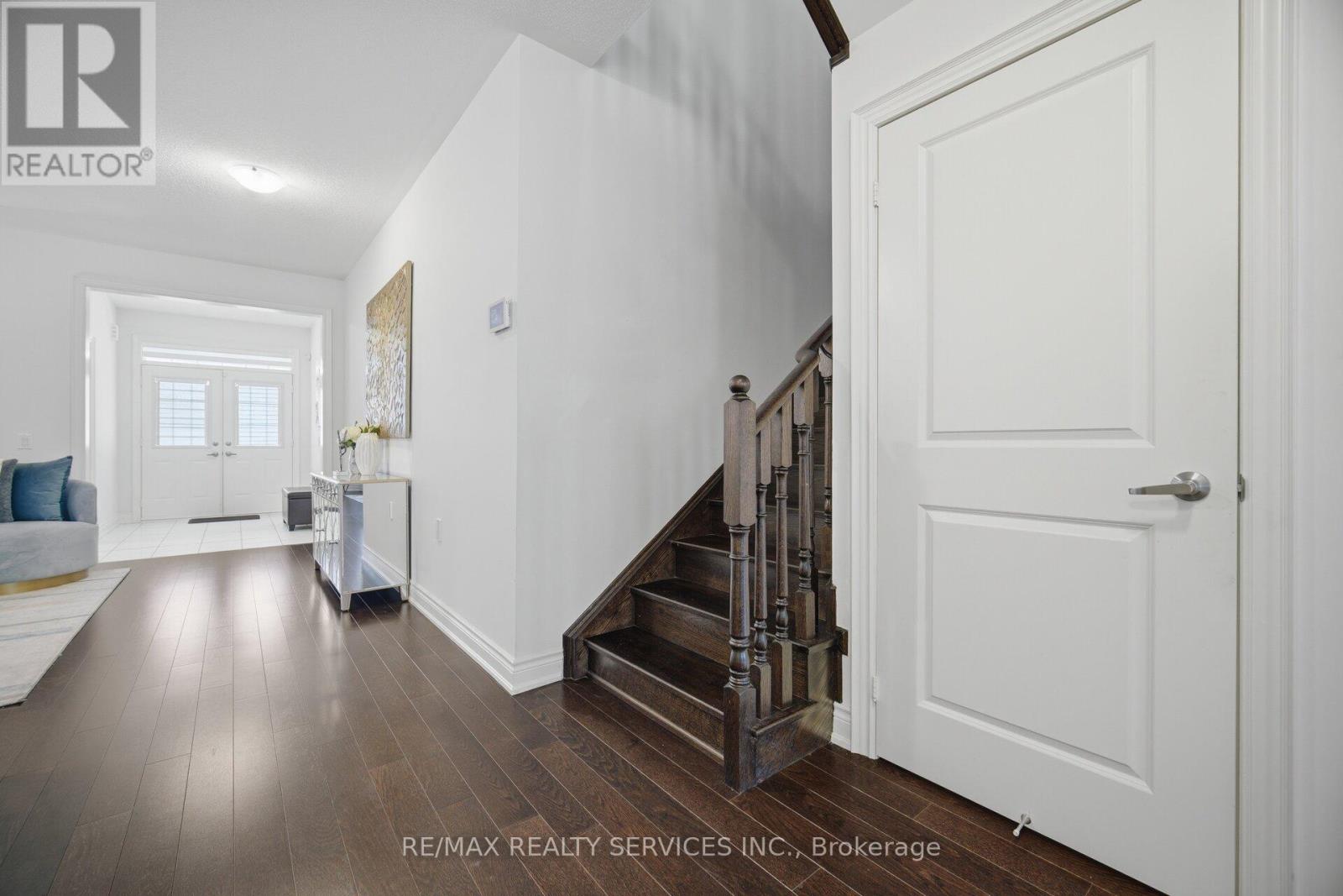 585 Dougall Avenue, Caledon, Ontario  L7C 3Z2 - Photo 22 - W13801098