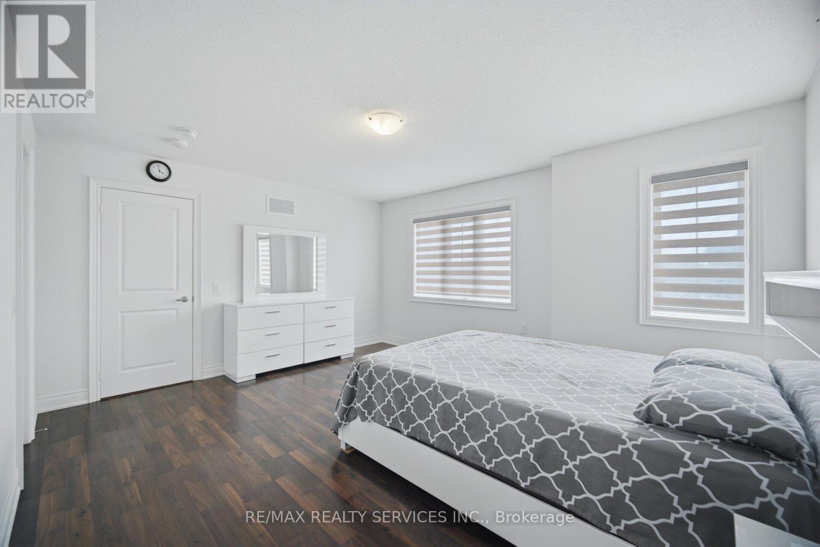 585 Dougall Avenue, Caledon, Ontario  L7C 3Z2 - Photo 33 - W13801098