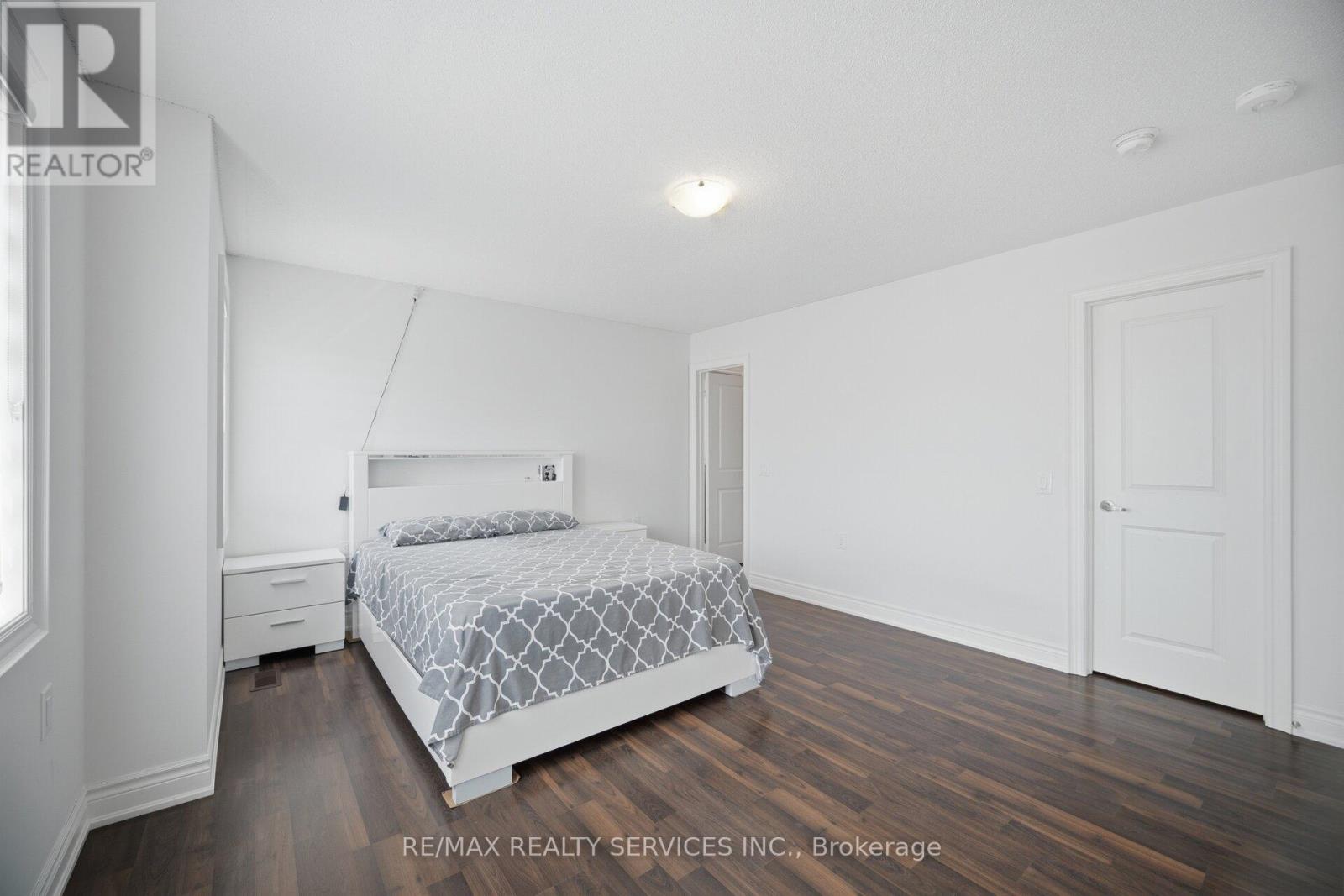 585 Dougall Avenue, Caledon, Ontario  L7C 3Z2 - Photo 34 - W13801098