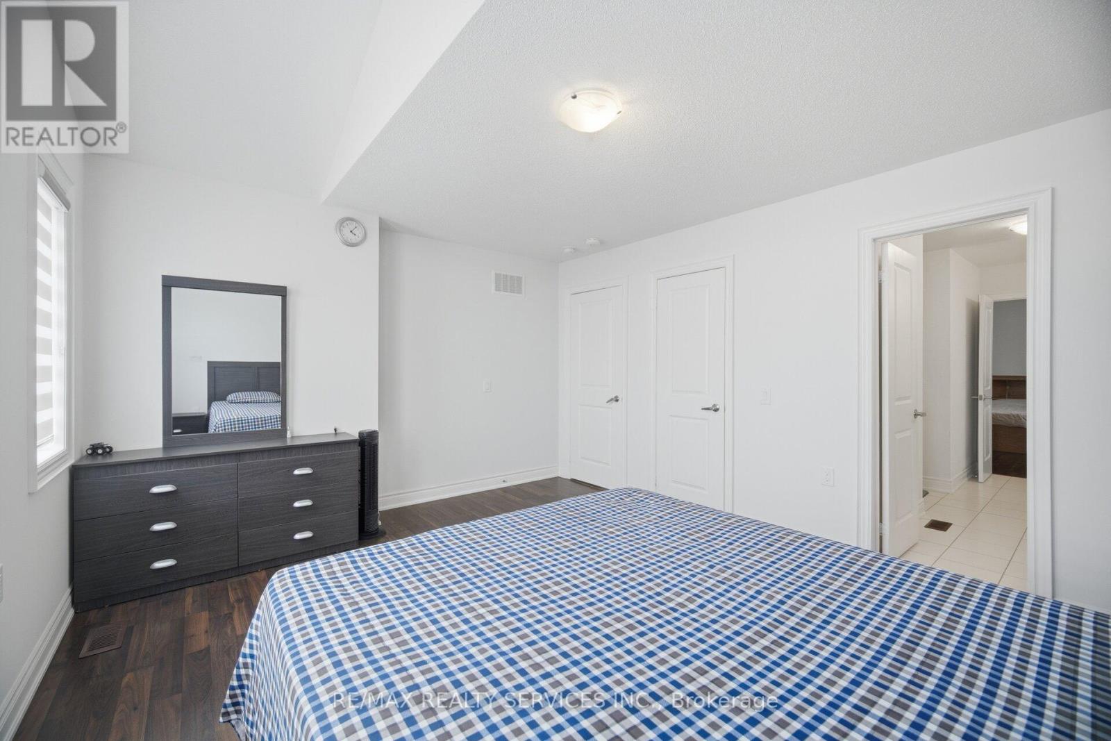 585 Dougall Avenue, Caledon, Ontario  L7C 3Z2 - Photo 39 - W13801098