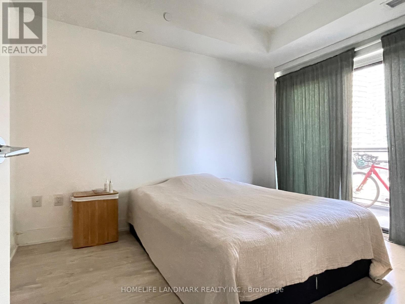 806 - 65 Annie Craig Drive, Toronto, Ontario  M8V 0G3 - Photo 6 - W13801120