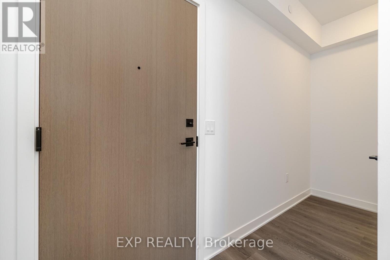 1805 - 36 Zorra Street, Toronto, Ontario  M8Z 4Z7 - Photo 4 - W13801130