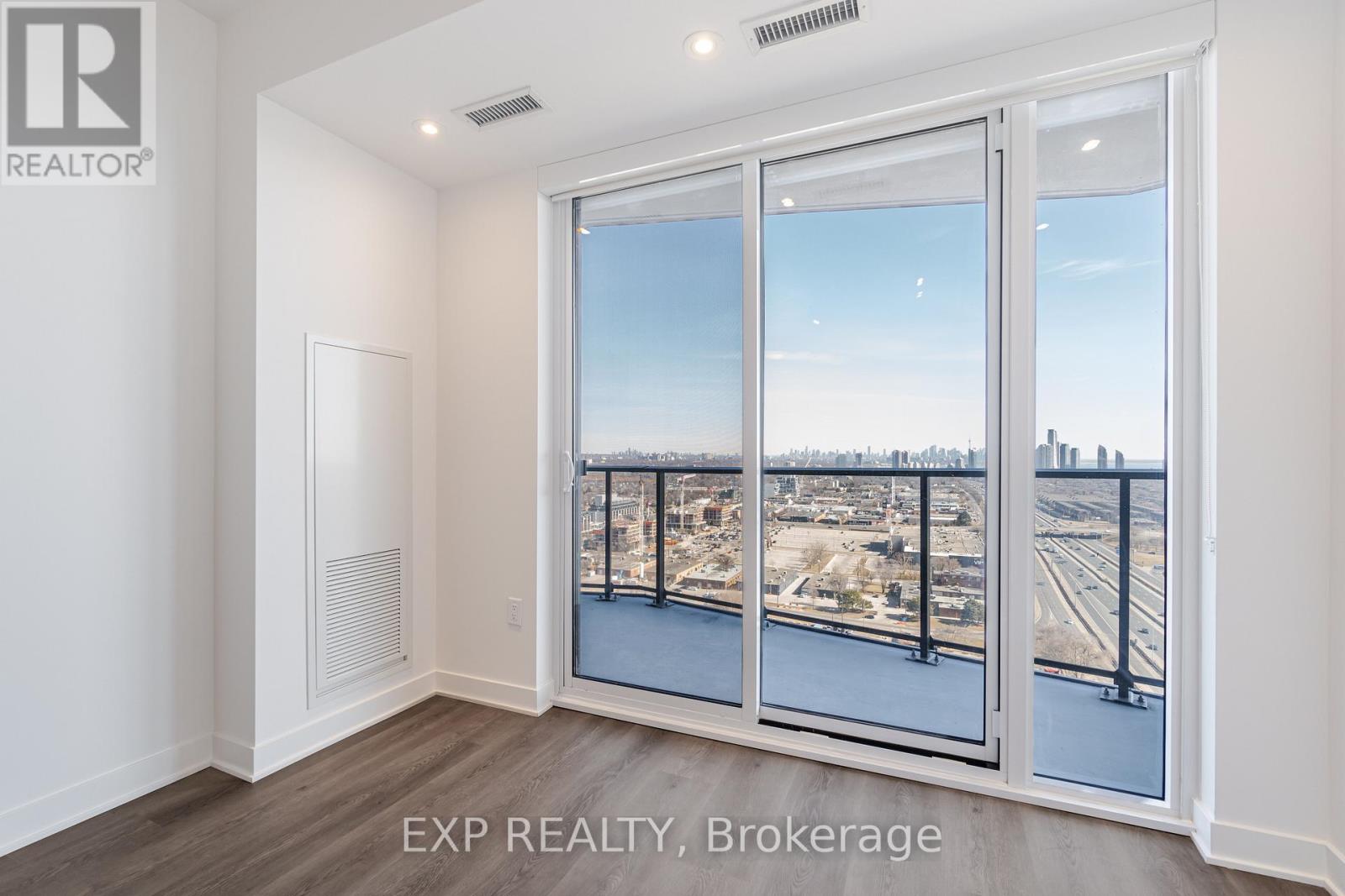 1805 - 36 Zorra Street, Toronto, Ontario  M8Z 4Z7 - Photo 5 - W13801130