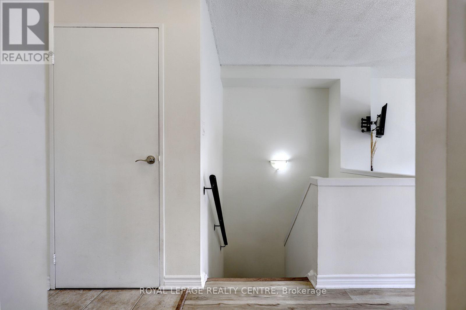 201 - 1000 Cedarglen Gate, Mississauga, Ontario  L5C 3Z5 - Photo 16 - W13801134