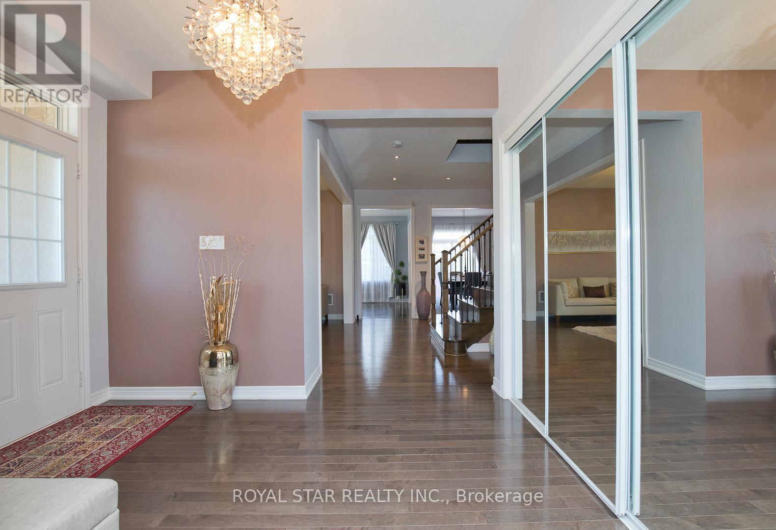 4 Berkwood Hollow, Brampton, Ontario  L6Y 0X6 - Photo 10 - W13801148
