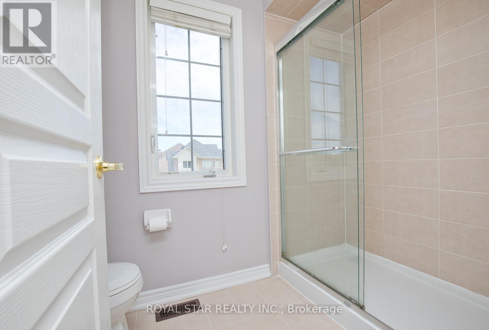 4 Berkwood Hollow, Brampton, Ontario  L6Y 0X6 - Photo 36 - W13801148