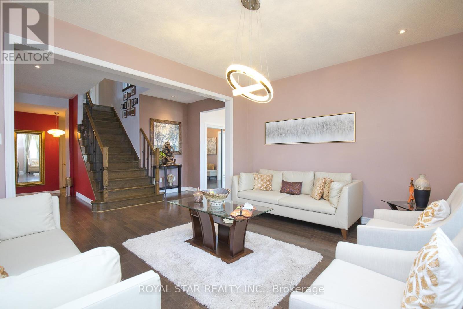 4 Berkwood Hollow, Brampton, Ontario  L6Y 0X6 - Photo 7 - W13801148