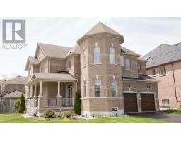 4 BERKWOOD HOLLOW, Brampton, Ontario