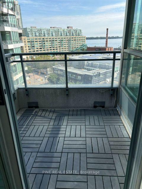 1119 - 230 Queens Quay, Toronto, Ontario  M5J 2X1 - Photo 17 - C13796912