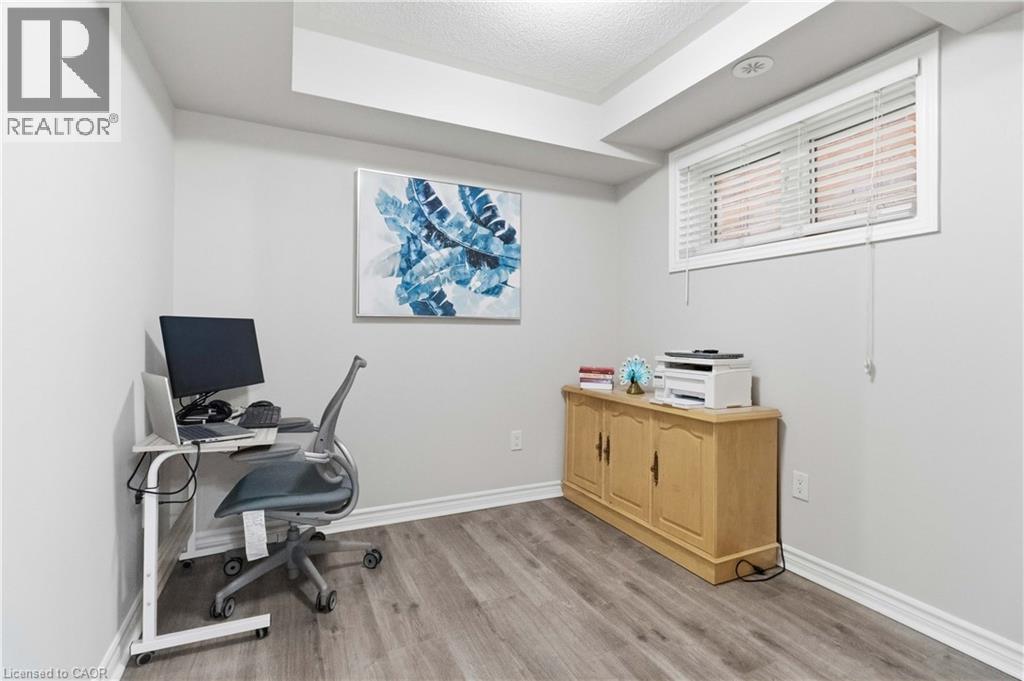 2420 Baronwood Drive Unit# 9-01, Oakville, Ontario  L6M 0X6 - Photo 25 - 40853644