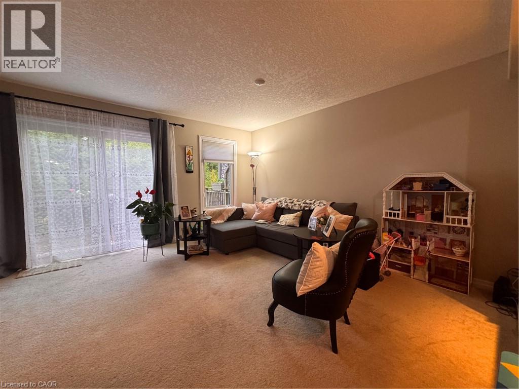 105 Pinnacle Drive Unit# 11, Kitchener, Ontario  N2P 1B8 - Photo 6 - 40860139