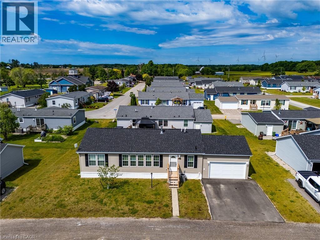 11 Hickory Hollow, Nanticoke, Ontario  N0A 1P0 - Photo 2 - 40864111