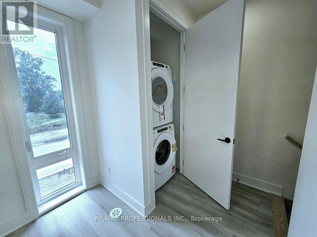 230 Ellis Avenue, St. Catharines, Ontario  L2P 0H2 - Photo 18 - X13801096