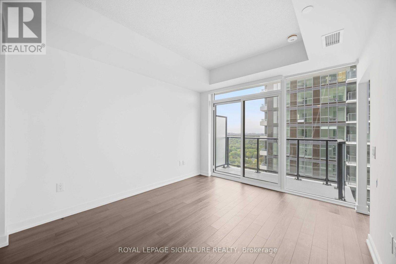2216 - 4010 Eglinton Avenue W, Toronto, Ontario  M9A 0G5 - Photo 6 - W13776802