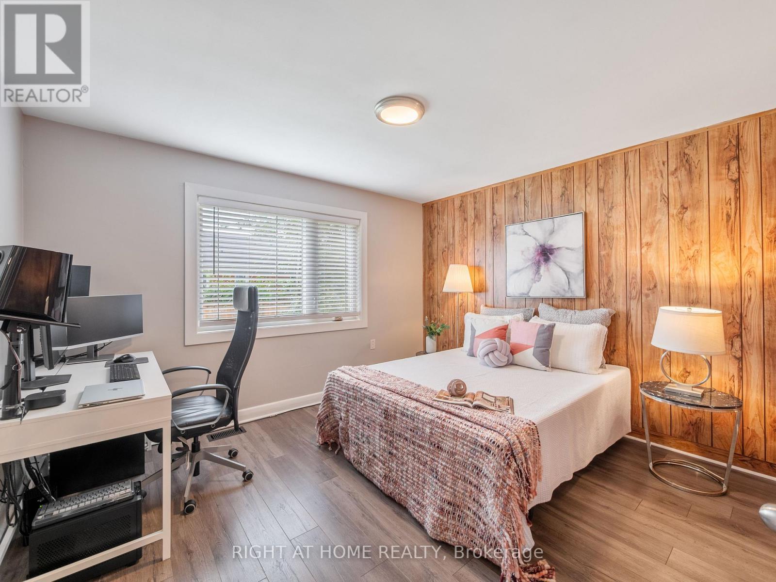 2 Leavenworth Crescent, Toronto, Ontario  M9C 1T3 - Photo 18 - W13798542
