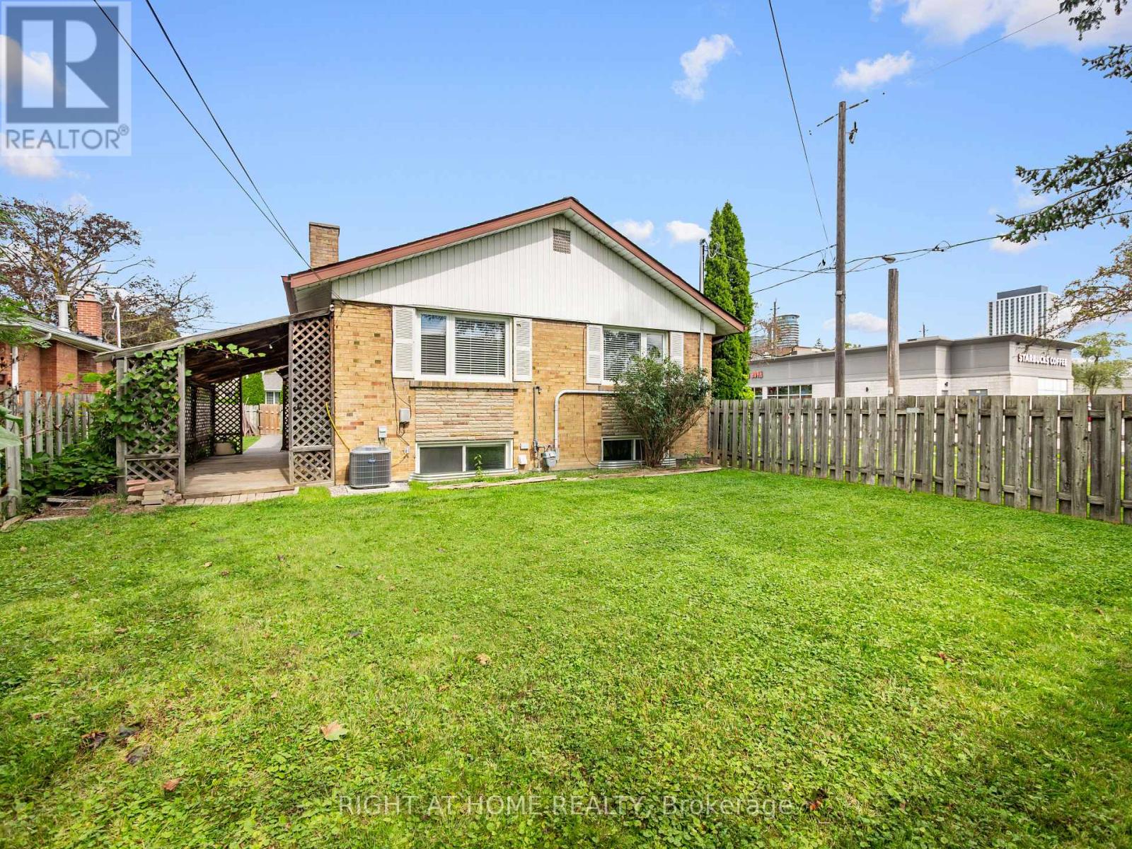2 Leavenworth Crescent, Toronto, Ontario  M9C 1T3 - Photo 30 - W13798542
