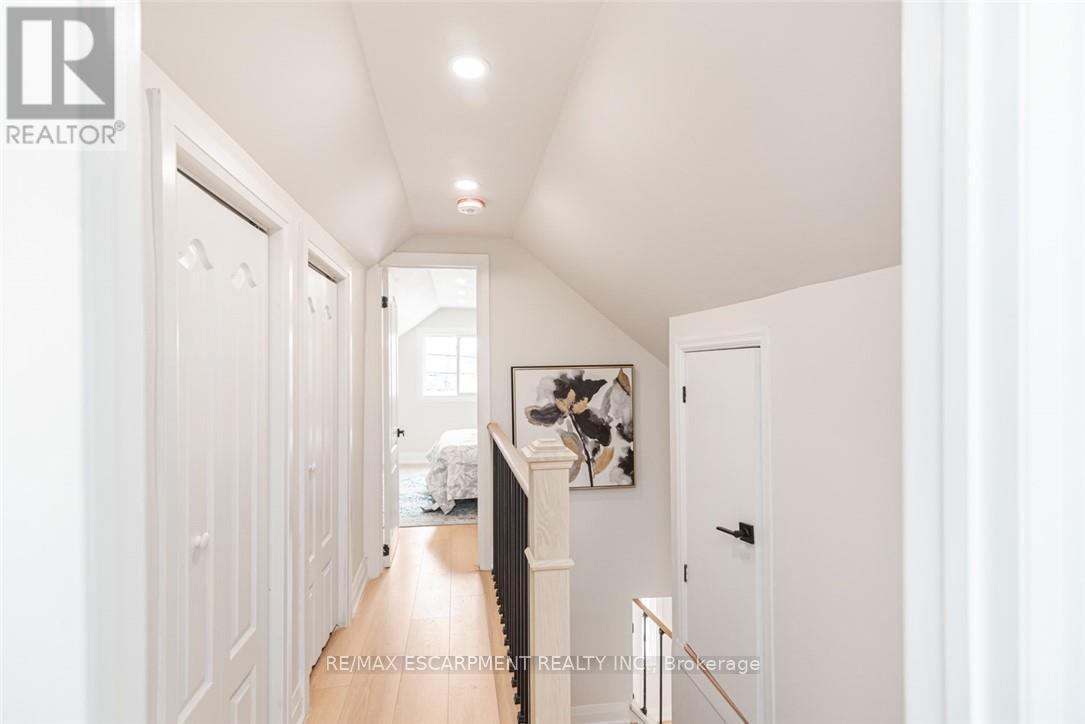 297 Britannia Avenue, Hamilton, Ontario  L8H 1Y2 - Photo 29 - X13799180