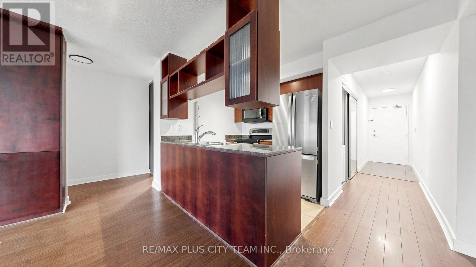 3011 - 381 Front Street W, Toronto, Ontario  M5V 3R8 - Photo 12 - C13746772