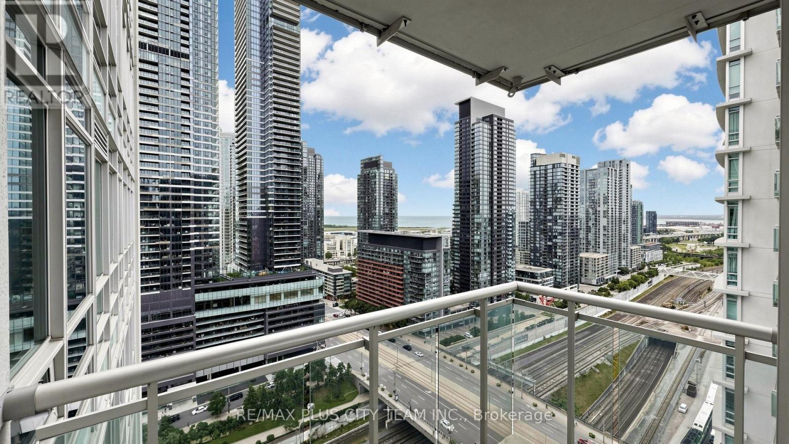 3011 - 381 Front Street W, Toronto, Ontario  M5V 3R8 - Photo 27 - C13746772
