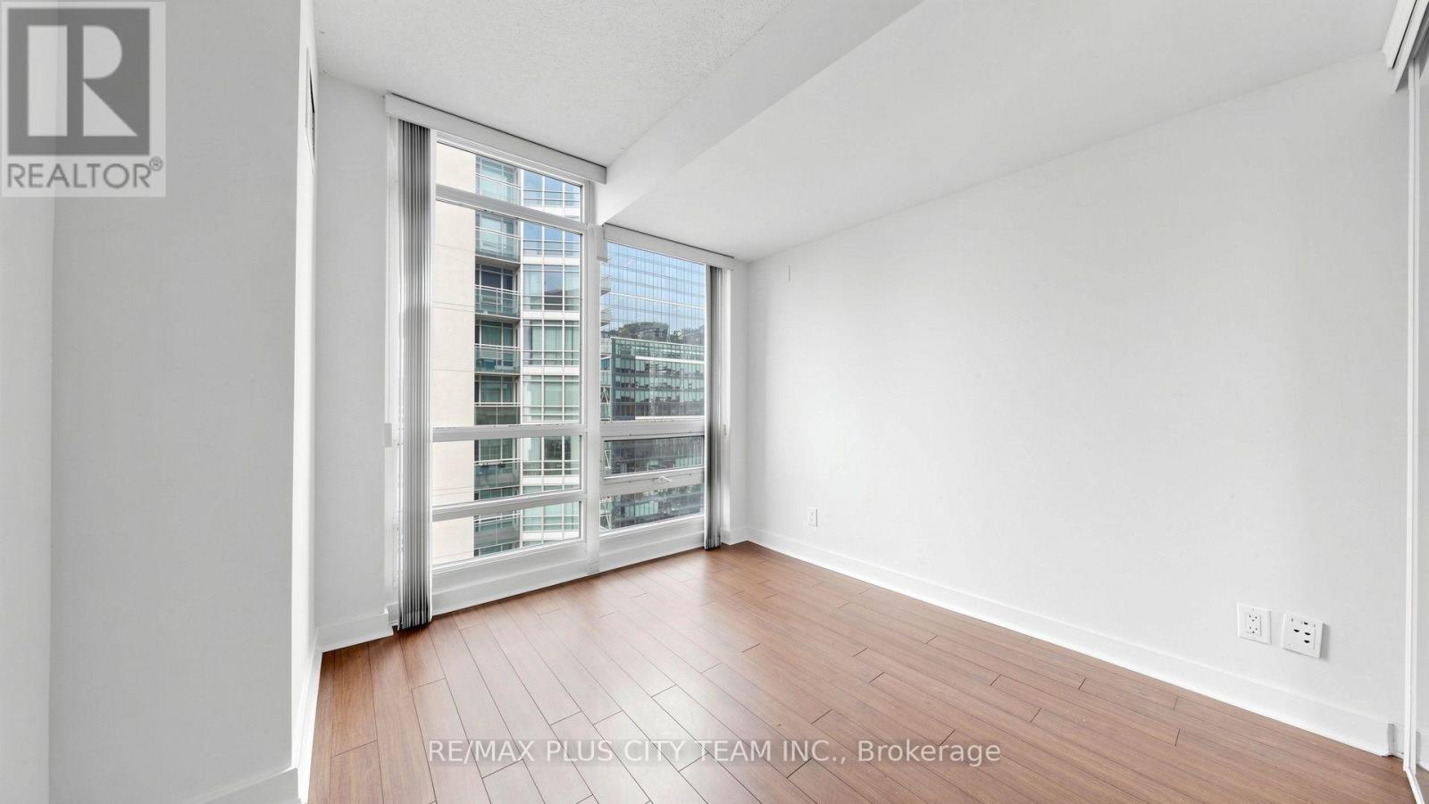 3011 - 381 Front Street W, Toronto, Ontario  M5V 3R8 - Photo 20 - C13746772