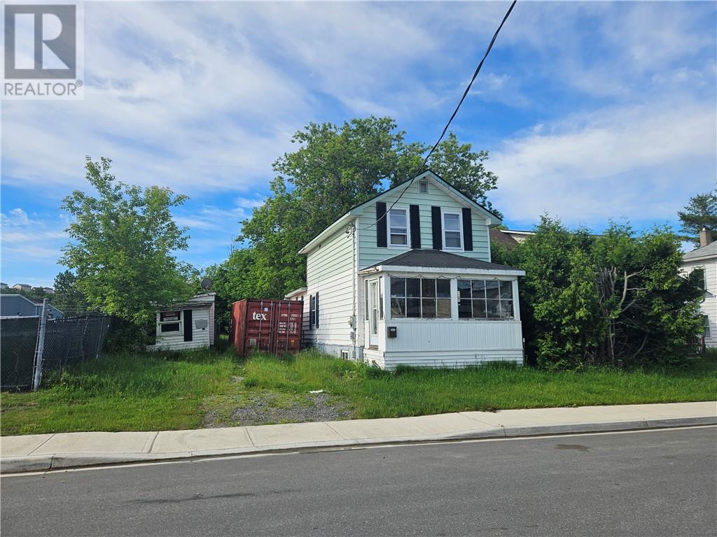 369 Agnes, Sudbury, Ontario