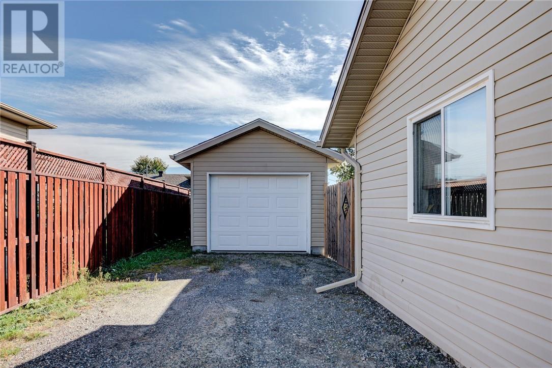253 Francis Street, Hanmer, Ontario  P3P 0B5 - Photo 3 - 2130405