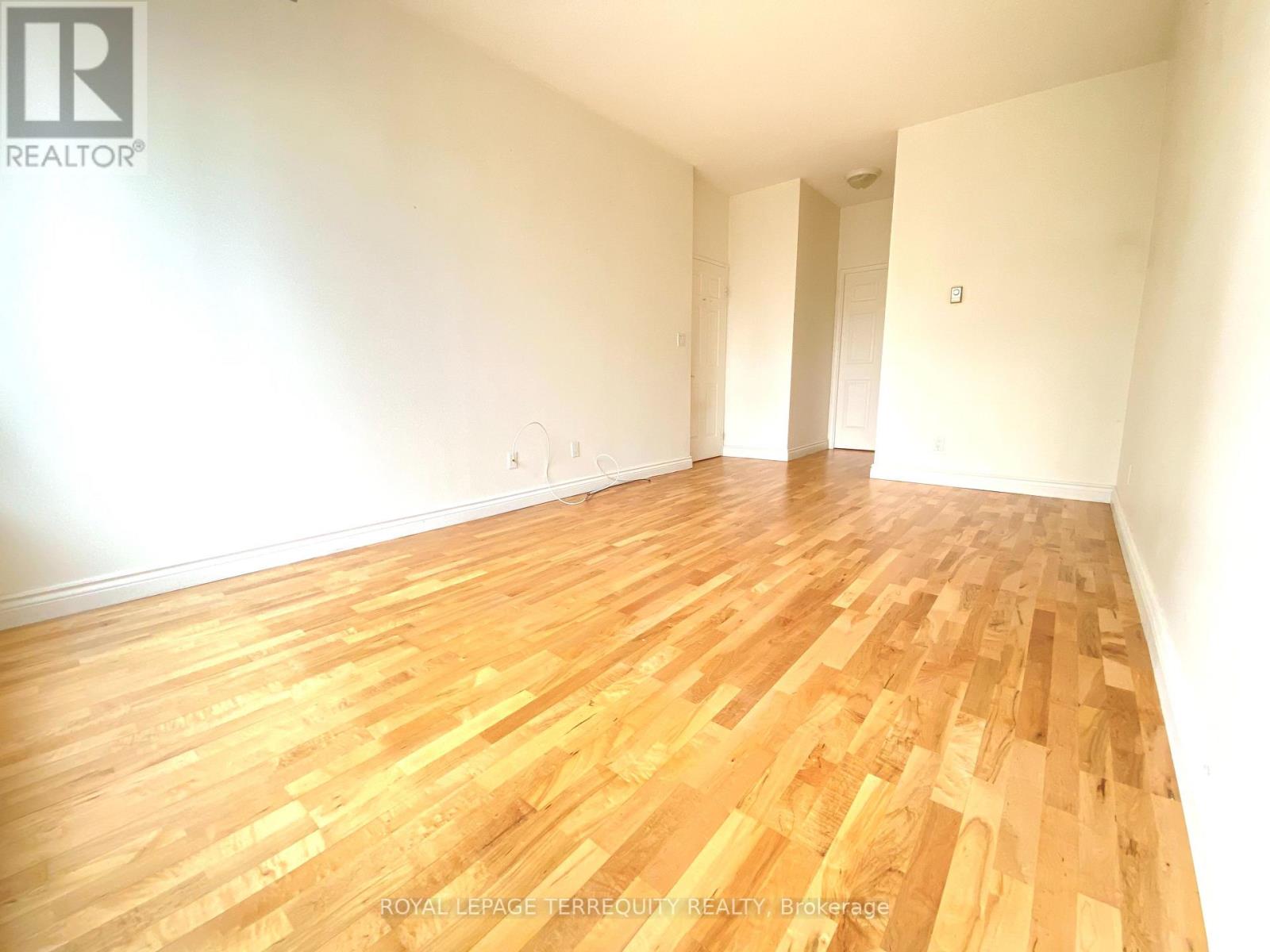 201 - 30 Greenfield Avenue, Toronto, Ontario  M2N 6N3 - Photo 10 - C13799808