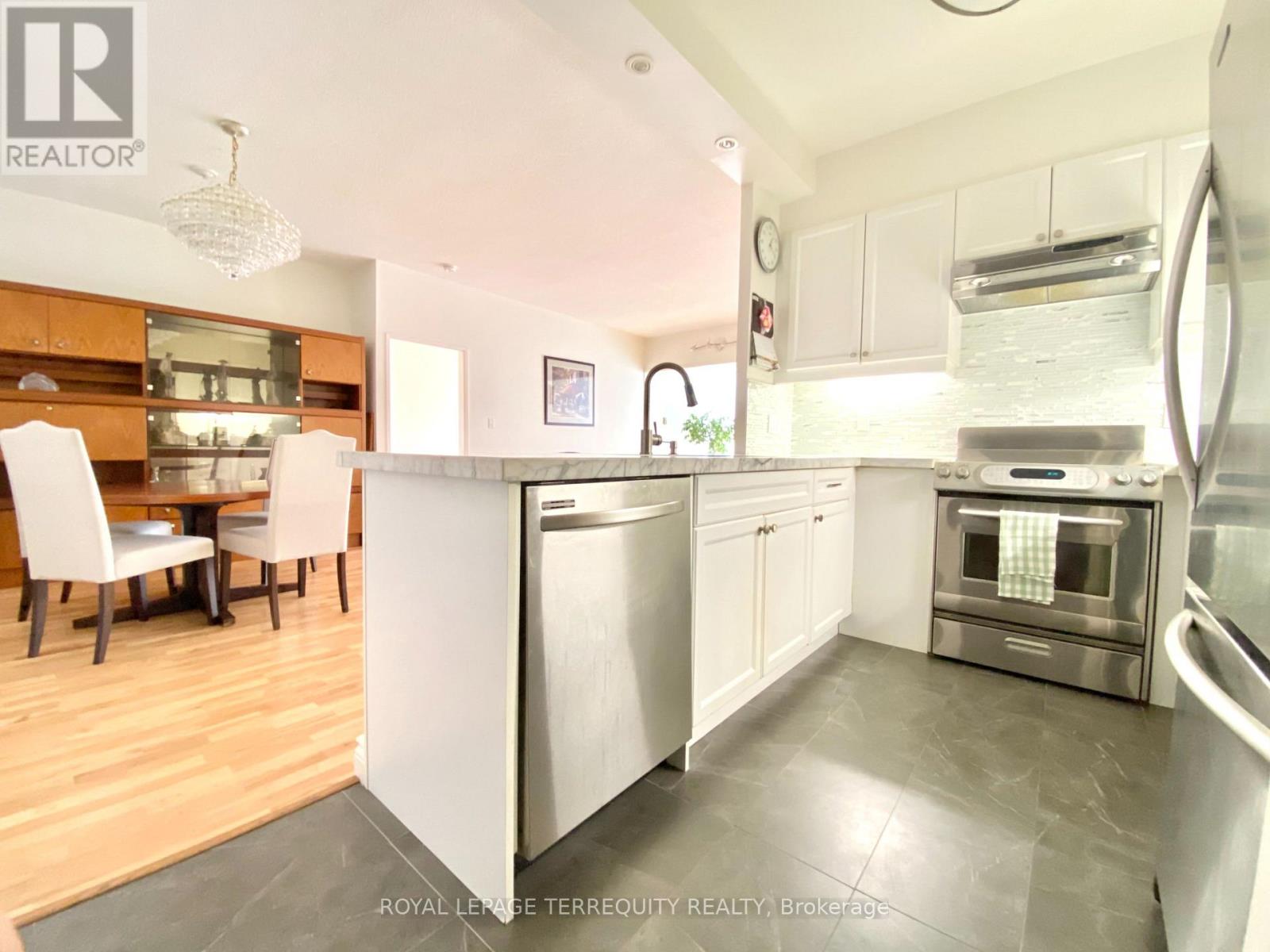 201 - 30 Greenfield Avenue, Toronto, Ontario  M2N 6N3 - Photo 19 - C13799808
