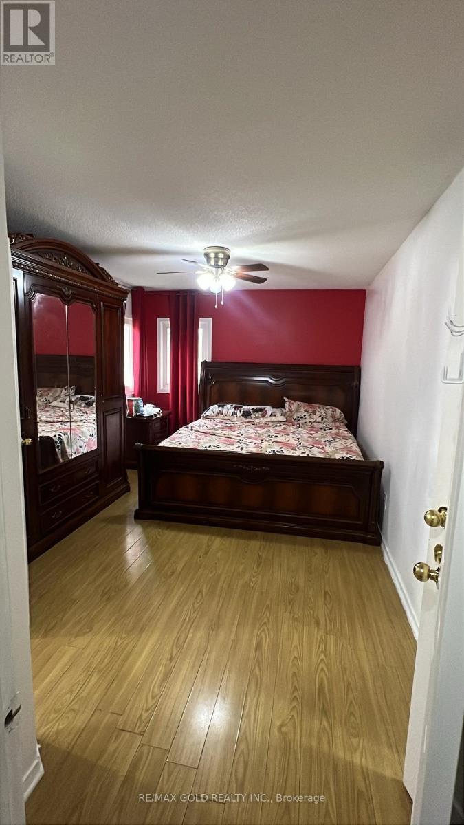 117 Sal Circle, Brampton, Ontario  L6R 1H5 - Photo 18 - W13724482