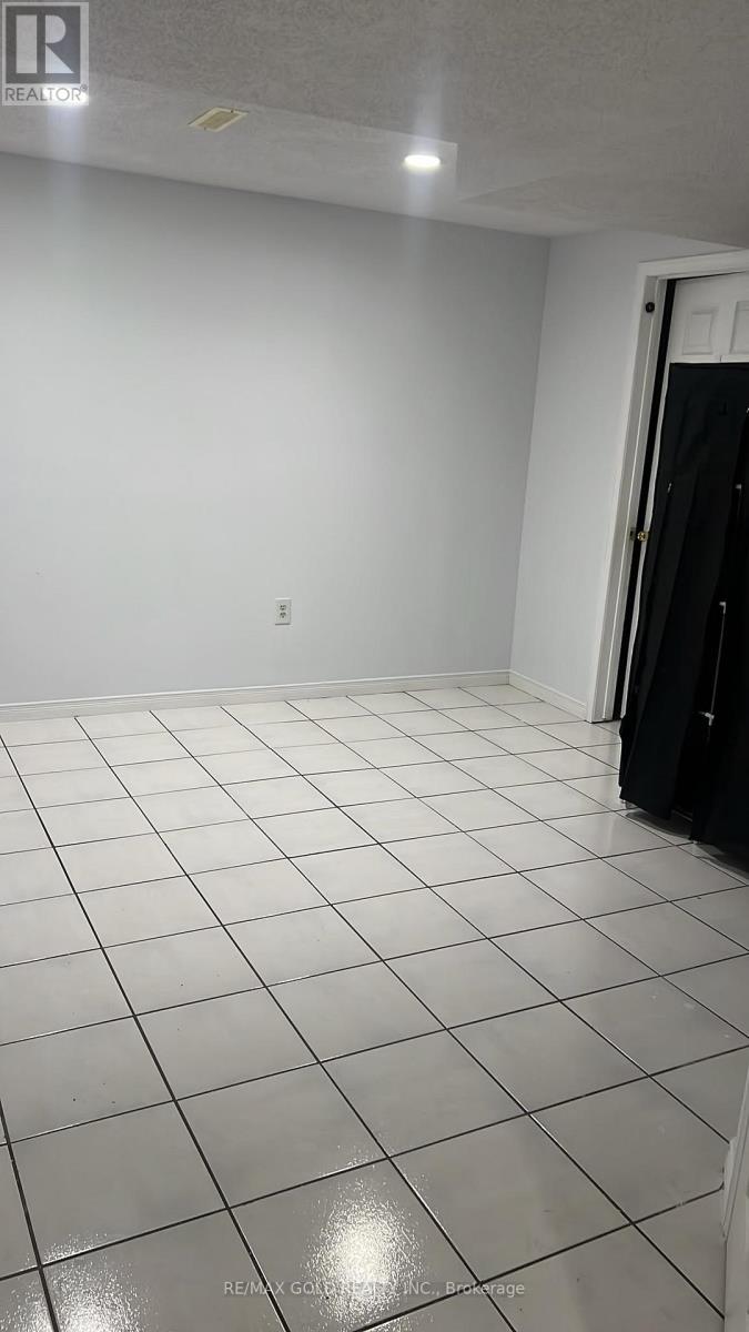 117 Sal Circle, Brampton, Ontario  L6R 1H5 - Photo 21 - W13724482