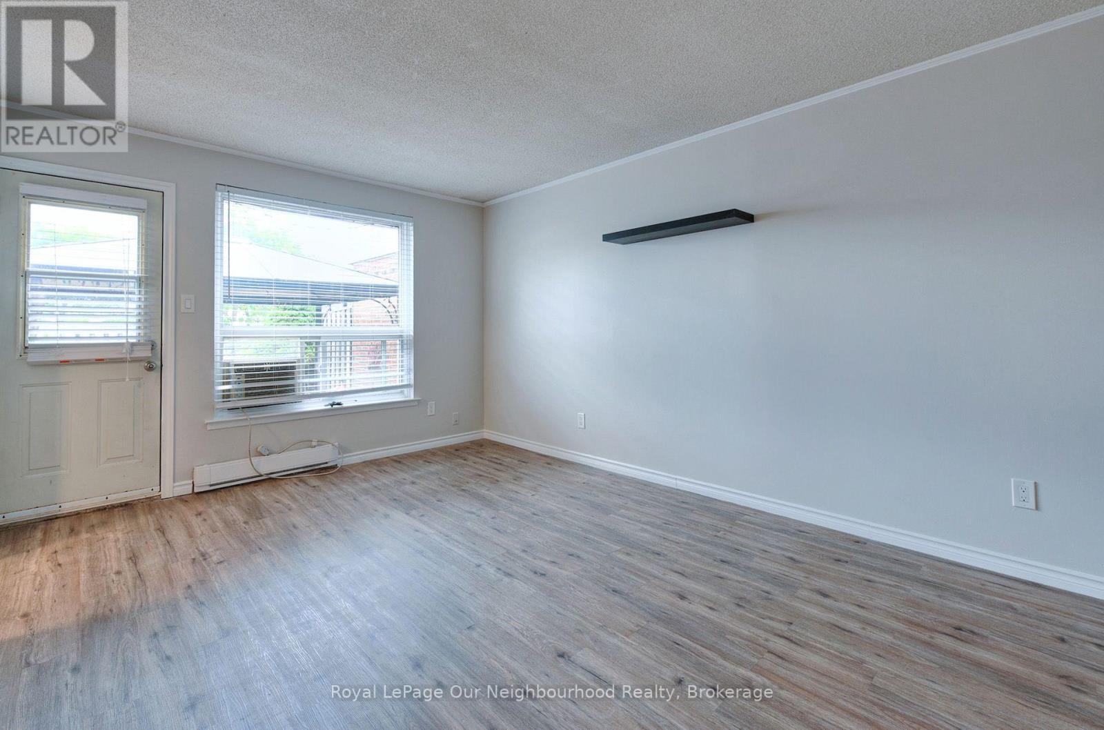 34 - 120 Nonquon Road, Oshawa (Centennial), Ontario  L1G 7E6 - Photo 6 - E13801212