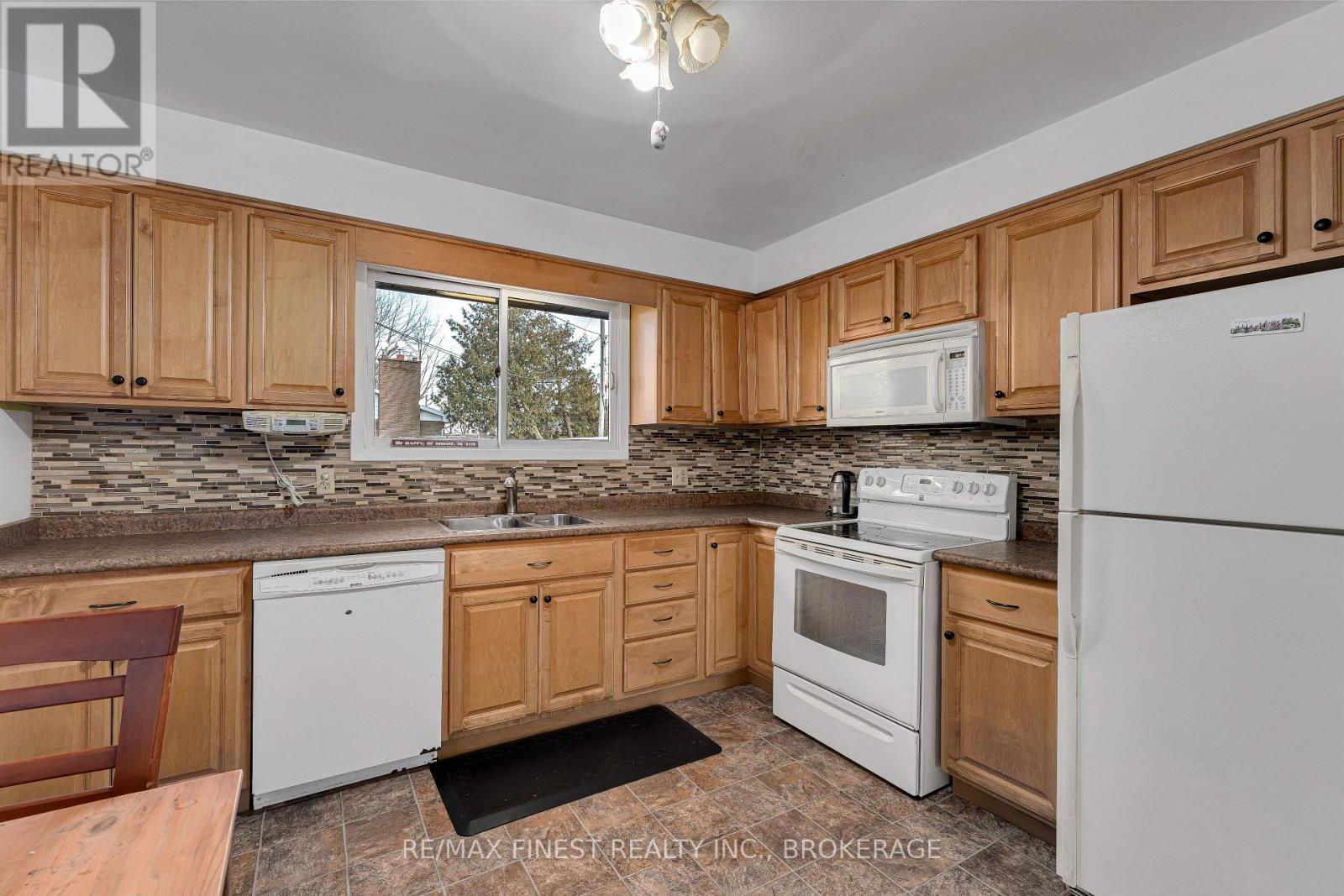 602 Watford Place, Kingston, Ontario  K7M 5W8 - Photo 12 - X13801298